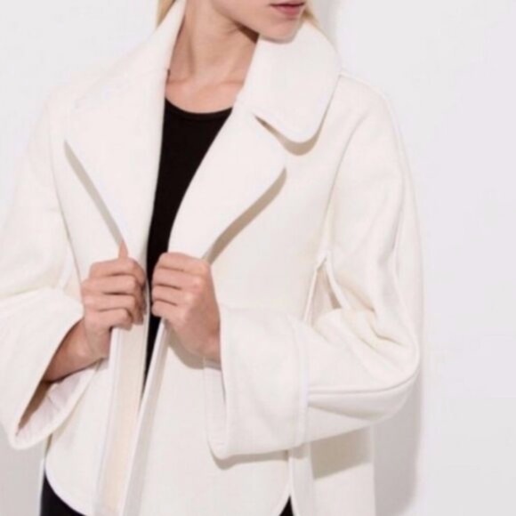 KIT AND ACE Lululemon Concordia Cream Color Wrap Jacket Size Medium - Picture 8 of 11